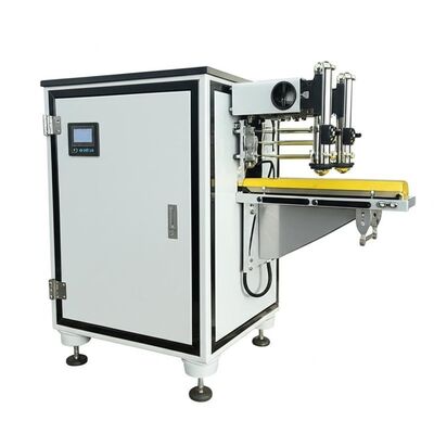 Faible niveau de bruit Machine automatique de couture Blanc Noir Puissance nominale 0,14 kW Convient pour les applications de scellement de couture exigeantes